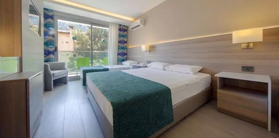 ایداس مارماریس